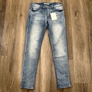 NWT kancan jeans!